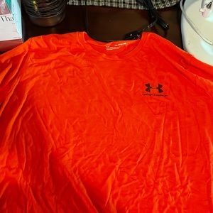 Two Mens Under Armour shirts
